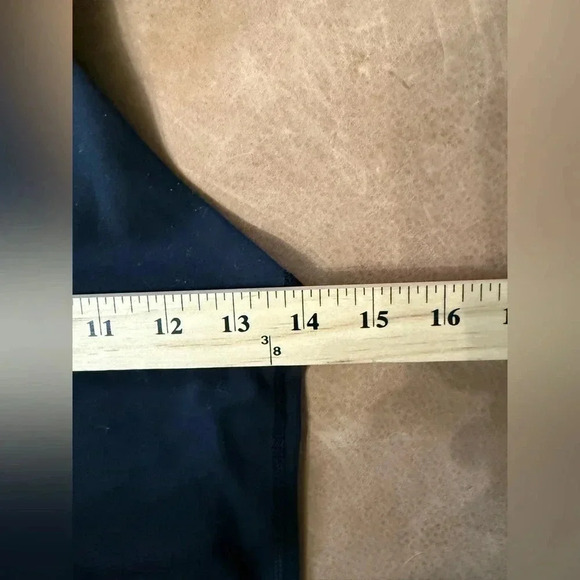 Athleta Tank W/ Built In Bra Black Women’s Size XS - Picture 4 of 8